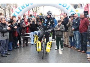 Tam 74 Bin Kilometre Pedal Çevirecek