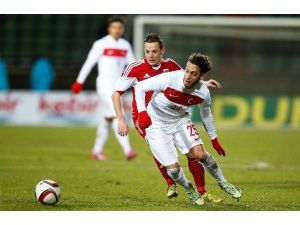 Milliler Son Dakikada Güldü