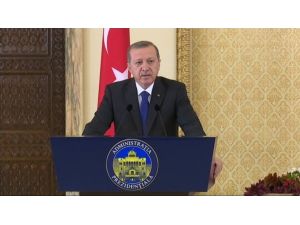 Siyasi Partilere Ve Medyaya Sitem Etti