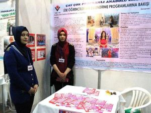 (Özel Haber) “Evlendirme Programları” Lise Öğrencilerini Evlilikten Soğutuyor