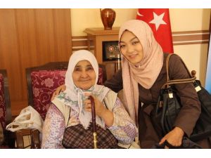 Damla Hatay’da Gönüllere Doluyor