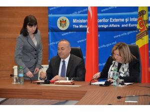 Çavuşoğlu: “Atr’nin Kapatılması Rusya’nın Kırım Tatarları’na Yönelik Yaptığı Baskının Örneğidir”