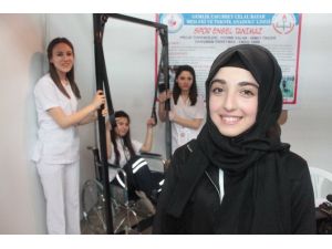 Bursalı Öğrencilerin Buluşu Engellilerin Tek Başına Spor Yapmasını Sağlayacak