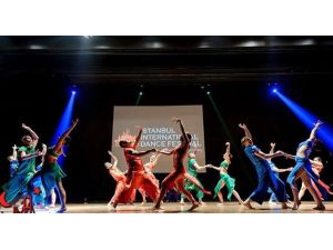 Dans Festivalinde Gökyüzü Barış Balonlarıyla Dolacak