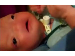 Dünya Bu Bebeği Konuşuyor! Çünkü...