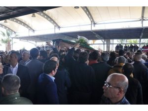 Oğlunun Cenaze Namazını Kıldırdı
