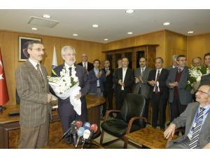 Mezun Olduğu Üniversiteye Rektör Oldu