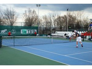 Batman’da 50 Sporcunun Katıldığı Tenis Turnuvası Başladı