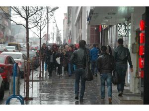 Erzurum’a Nisan Ayında Kar Sürprizi