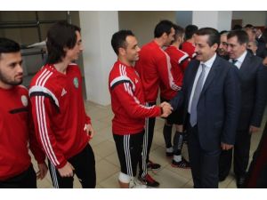 Bakanlar Kurulu Toplantısında Bile İzledim