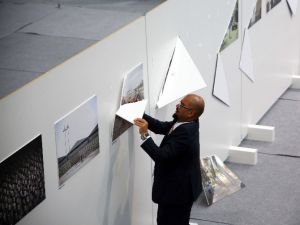 540 Metrekare Basılı Fotoğraf İmha Edildi