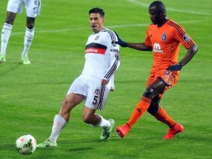 Beşiktaş Zirve Yarışında Yara Aldı