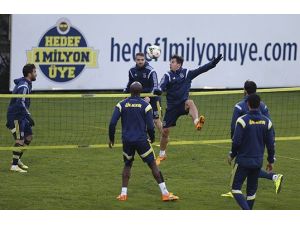 Fenerbahçe’de Hazırlıklar Sürüyor