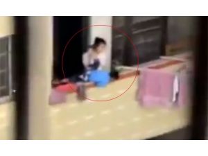 Bu Kadın Bir Anne Ama İnsan Mı Siz Karar Verin !