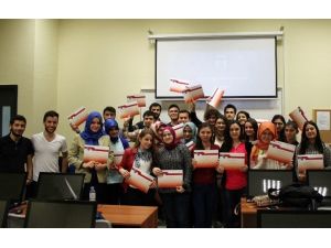 Ytü’de Öğrenciden Öğrenciye Eğitim
