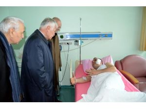 Trabzonspor Heyeti O Şoförü Ziyaret Etti