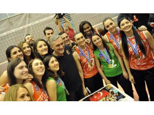 Eczacıbaşı Vitra’da Kutlamalar Sürüyor