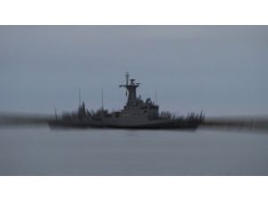 İran Aden Körfezi’ne Savaş Gemisi Gönderdi