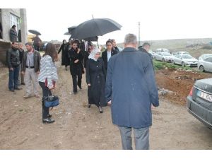 Kazada Ölen Öğrencilerin Ailelerine Taziye Ziyareti