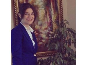 Ak Parti’nin En Genç Kadın Milletvekili Adayı 26 Yaşında