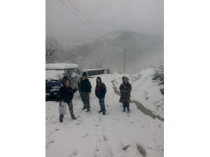 Gümeli’de Kar Kalınlığı 15 Santimetreye Ulaştı