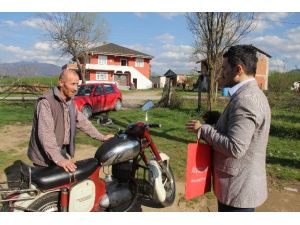 Çok Sevdiği Motosikletini 43 Yıl Odasında Sakladı
