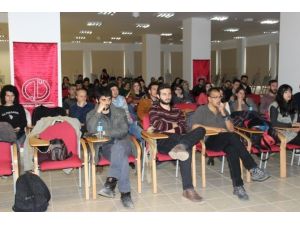 “Sokak Fotoğrafçılığı Üzerine Sohbet” Etkinliği