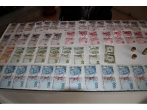 Bu Paralar Dilencinin Üzerinden Çıktı!