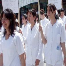 Hemşireler Taksimde eylem yaptı 