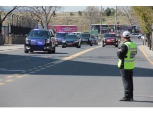 Başbakan Davutoğlu’ndan Gata’da Tedavi Gören Askerlere Ziyaret