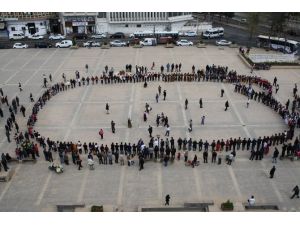 Bu Halaylar ’Barış’ İçin