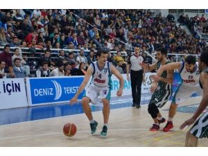 Sinpaş Denizli Basket’te Galibiyet Sevinci