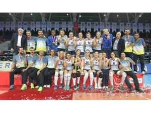 Süper Kupa Fenerbahçe Grundig’in