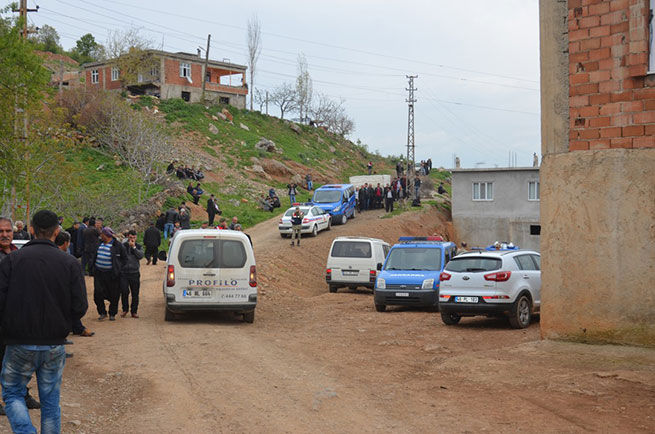 Yoldan Geçme Kavgası: 1 Ölü, 2 Yaralı