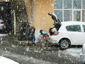 Posof’ta Kar Yağışı Etkili Oldu