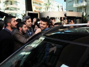 Ellerindeki 10 Tl İle Kılıçdaroğlu’na Dert Yandılar