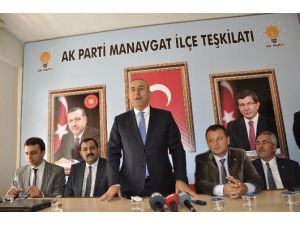 Papa’ya Öyle Eleştiriler Yöneltti Ki !