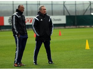 Önder Özen İlk Antrenmanına Çıktı