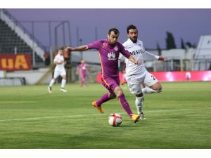 İlk Yarı 1-0 Üstünlükle Bitti