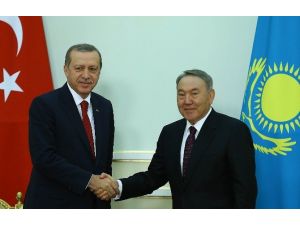 Erdoğan: “Bölgemizi Saran Ateş Çemberi Karşısında Güvenliğin Sembolü Olan Ülkelerin Dayanışma İçinde Olması Şarttır”