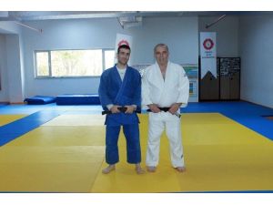 Yalovalı Veteran Judocu Avrupa Şampiyonası’na Hazırlanıyor