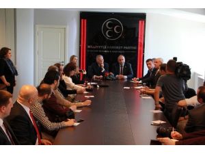 Ekmeleddin İhsanoğlu: Milletvekili Seçimi İçin Halktan Bana Büyük İstek Oldu”