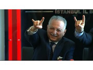 Ekmeleddin İhsanoğlu Bozkurt İşareti Yapamadı