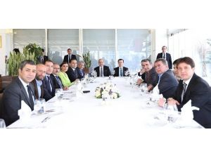 Başbakan Yardımcısı Akdoğan: “Ap Son Derece Pasif, Dirayetsiz Bir Yapıya Doğru Sürükleniyor”