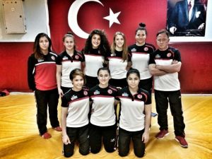 Minderin Sultanları İspanya’da Madalya Avına Çıkacak