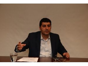 Ersin Çelik: Medya Tarafsız Değildir