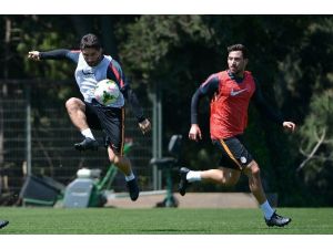 Sneijder Geri Döndü