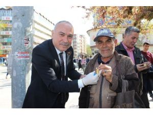 Chp’den ‘Çeyrek Patates’ Eylemi