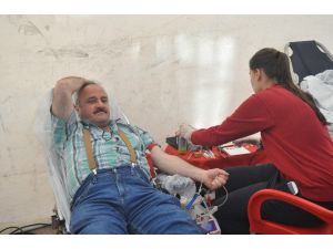 Cami Cemaatinden Kan Bağışına Tam Destek