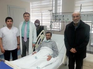 (Özel Haber) 65 Yaşındaki Babasının Böbreğiyle Hayat Buldu
